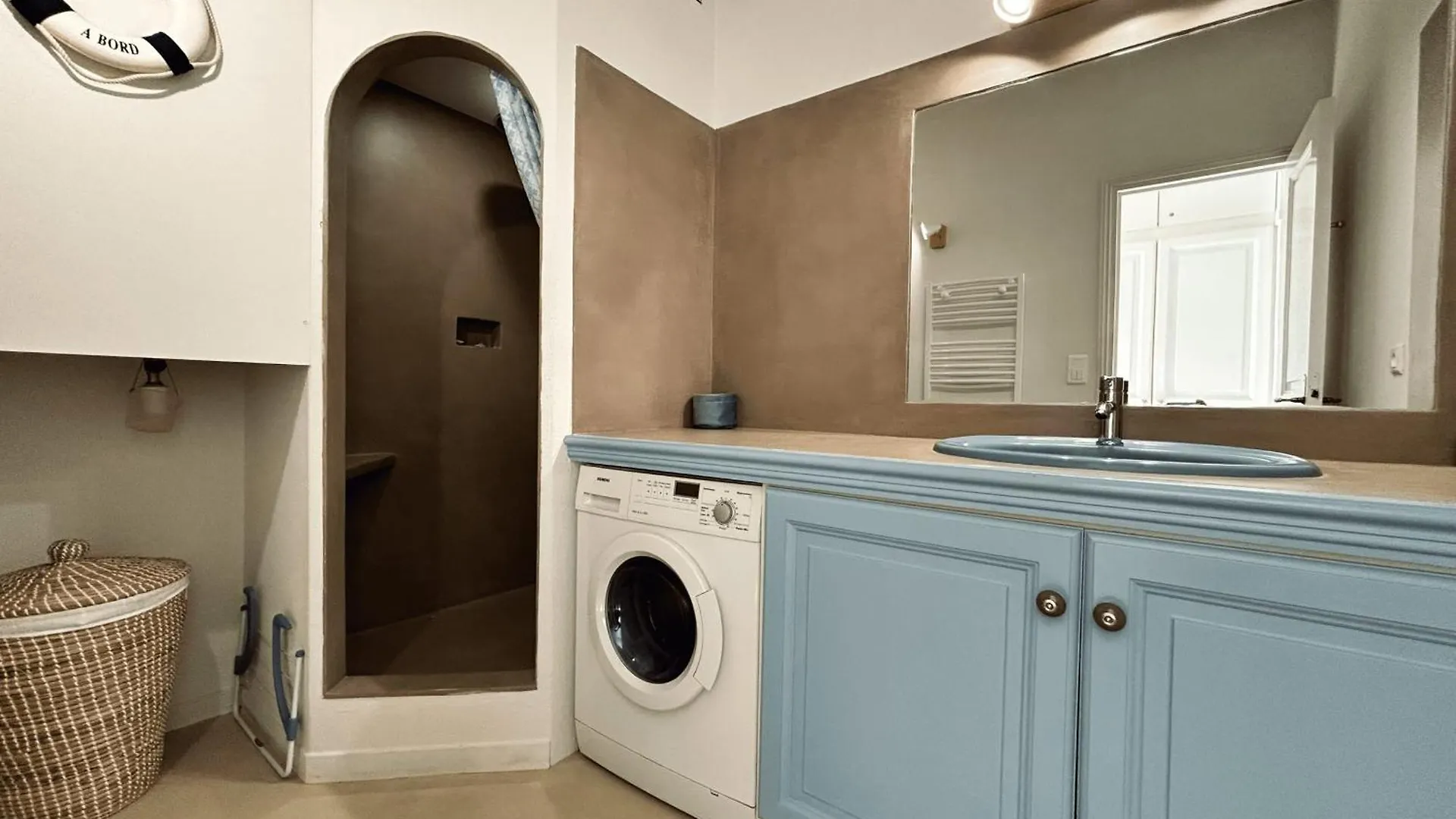 This Renovated And Air-Conditioned Apartment Grimaud France